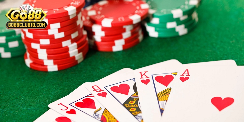 Mẹo đánh Poker tất thắng, kinh nghiệm đặt cược và tâm lý chiến khi chơi bài.